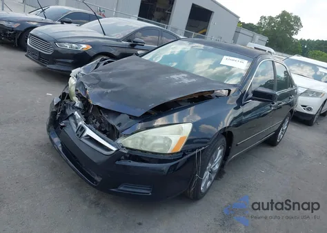 2007 Honda Accord 2.4 Lx z USA, uszkodzony, nr VIN 3HGCM56437G711286